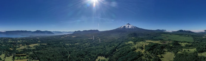 Parcela en Pucón con vista al volcán Villarrica en entorno natural